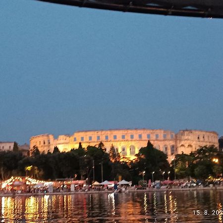 Apartman Diana,Free Parking Pula Exterior photo
